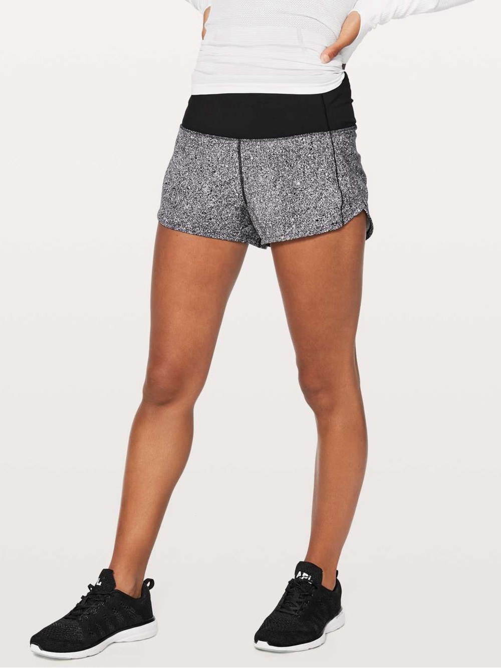 Lululemon speed up high rise 2.5” shorts